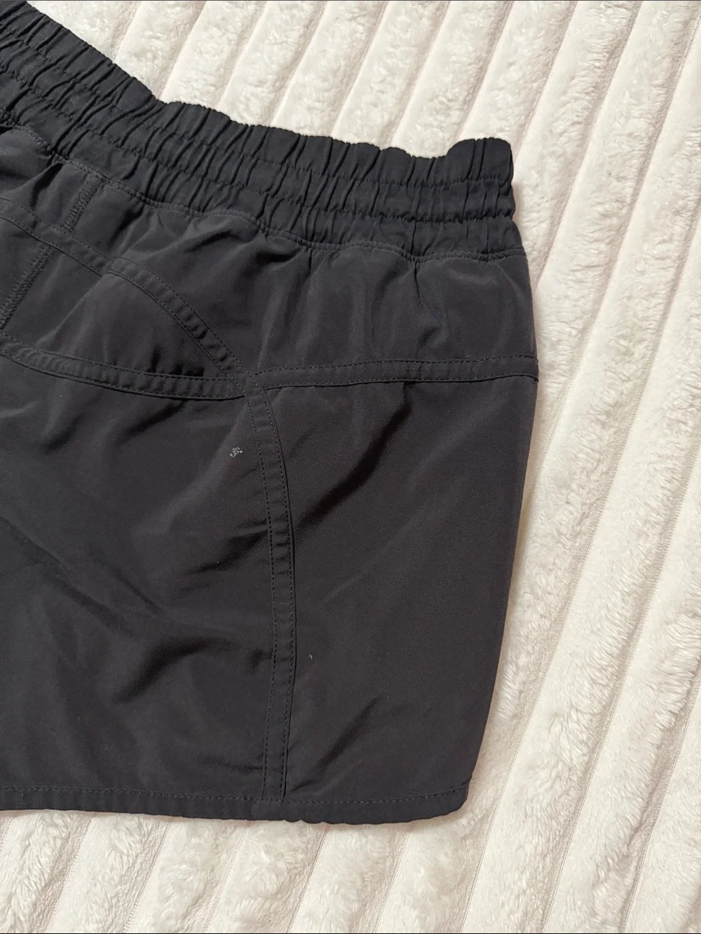 lululemon athletica has white